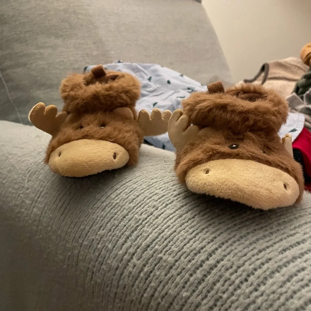 Adorable Brown Moose Baby Booties